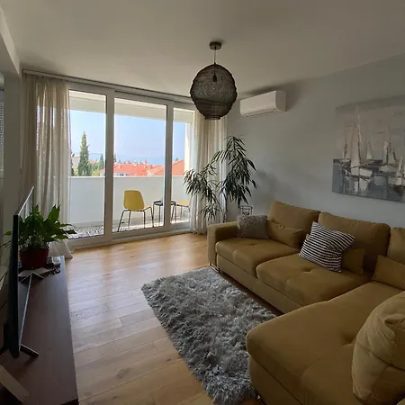 아파트 Lelu Luxury With Sea Views Near Centre And Bacvice Beach *