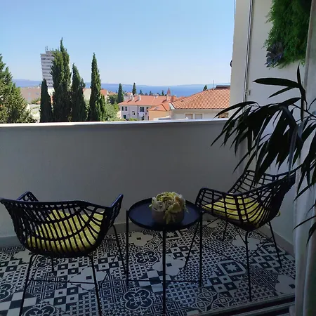 아파트 Lelu Luxury With Sea Views Near Centre And Bacvice Beach